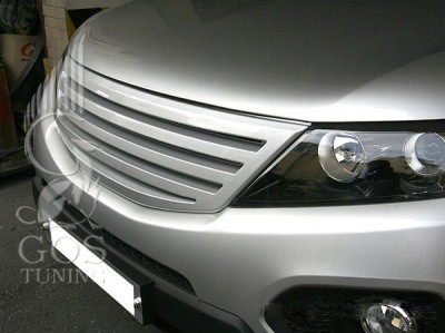 tuning-reshetka-radiatora-luxury-vip-kia-sorento-r-new-sr01-0014-600x448.jpg