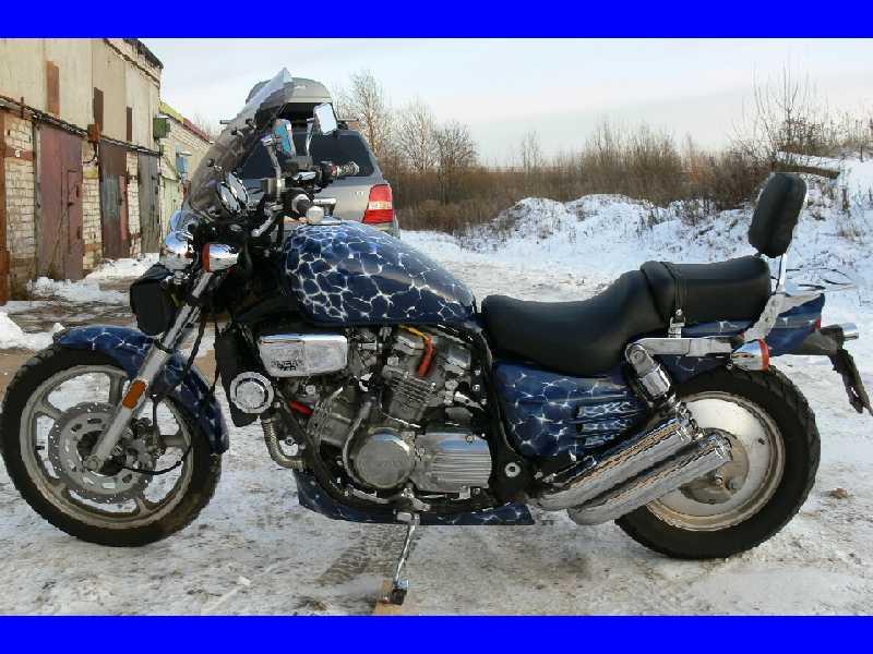 Honda Magna V45